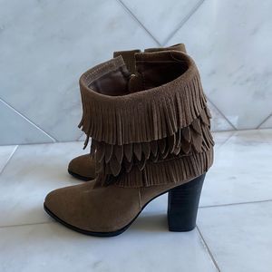 Western fringe boot